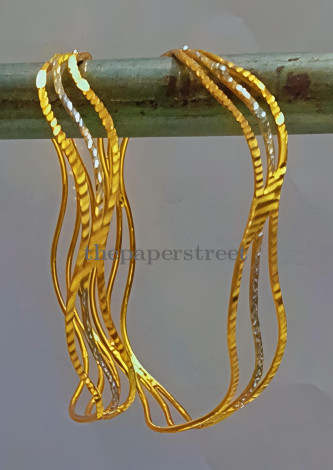 MInimalist Designer Bangle